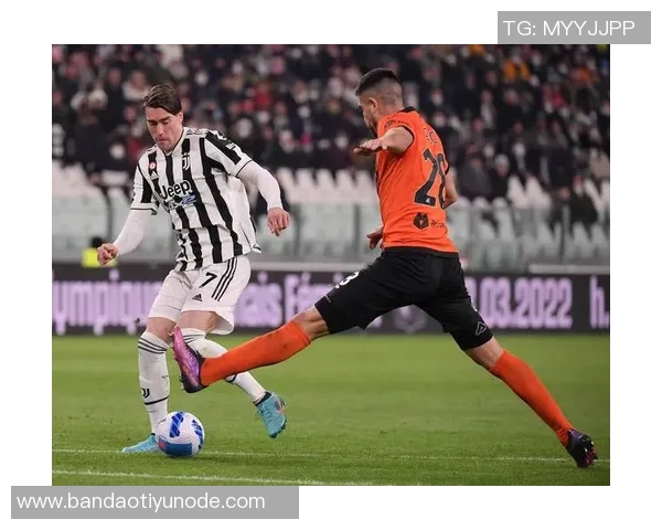 博德闪耀对阵尤文图斯裁判组名单公布荷兰名哨马克列执法引关注 博德闪耀对阵尤文图斯裁判组名单公布荷兰名哨马克列执法引关注