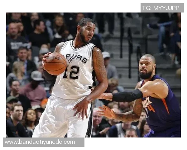 防守策略：限制马刺在肘区和低位的接球机会确保胜利