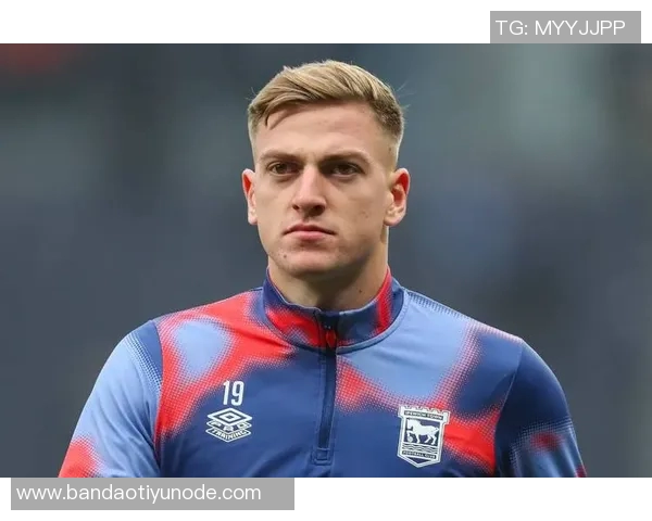 切尔西发布海报热身联赛杯对阵狼队德拉普独自亮相引关注