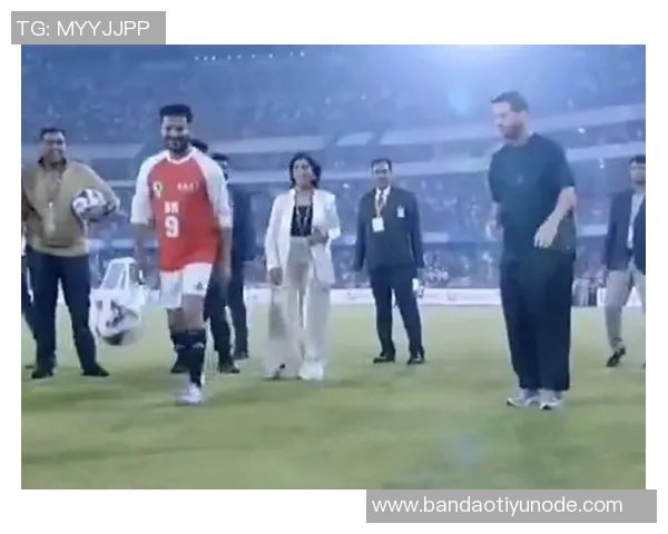 桑加雷在78分钟打入精彩进球热刺客场遭森林队三球领先